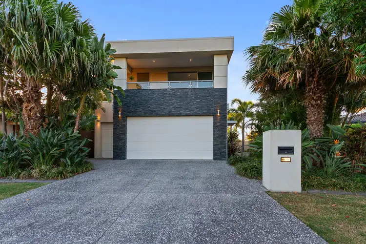 6155 Bolsena Circuit, Hope Island QLD 4212
