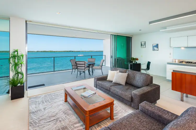 27302 Ephraim Island, Paradise Point QLD 4216