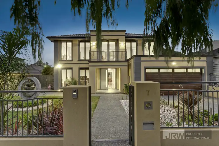 7 Ingram Avenue, Glen Waverley VIC 3150