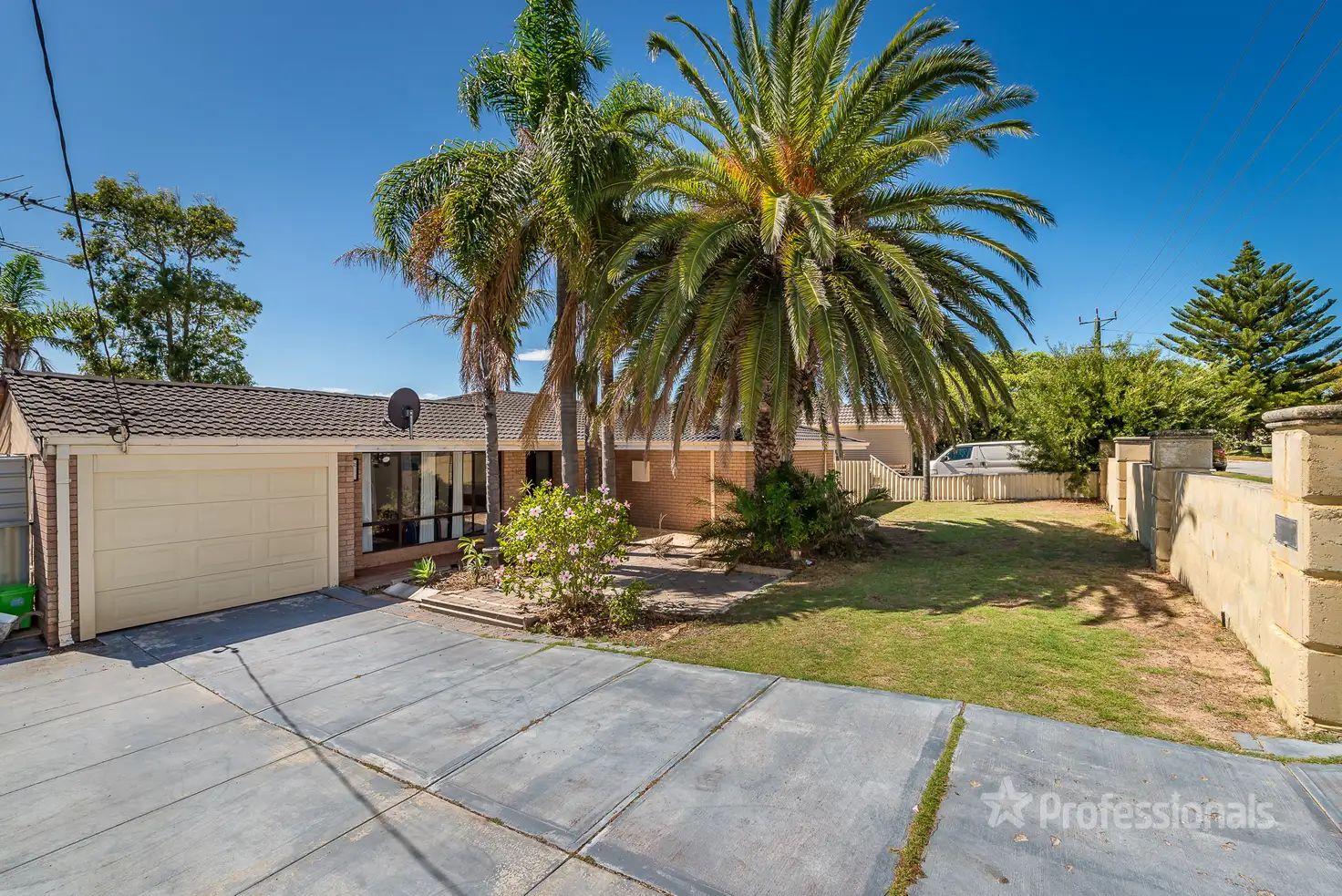 Main view of Homely house listing, 18 Moorpark Avenue, Yanchep WA 6035