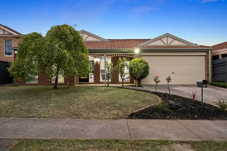 8 Liviana Drive, Rowville VIC 3178