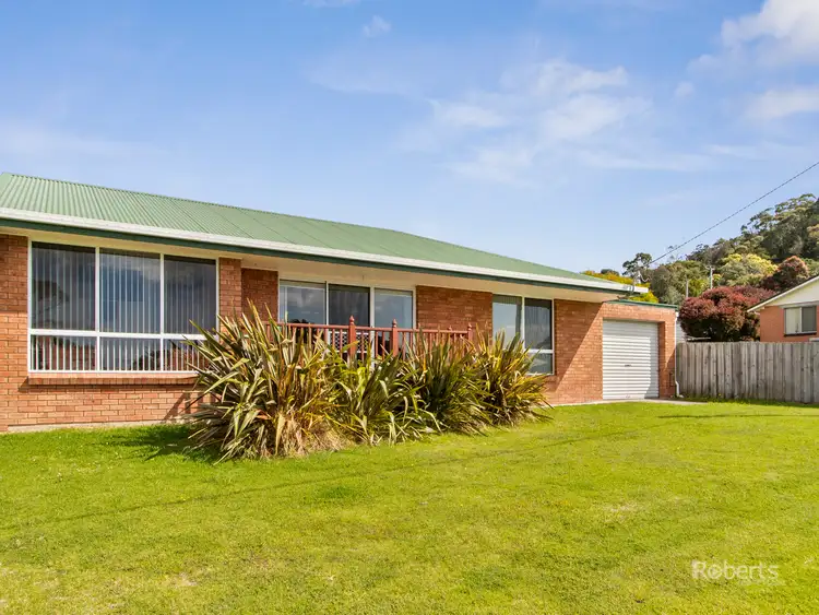 2/22 Weily Avenue, Bicheno TAS 7215