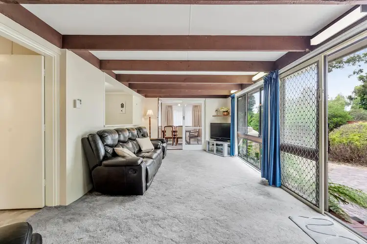 Fifth view of Homely house listing, 6 Weigela Court, Forest Hill VIC 3131