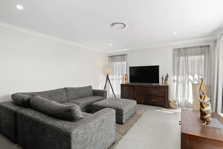 Third view of Homely semi-detached listing, 19 LANSDOWNE DRIVE, Dubbo NSW 2830