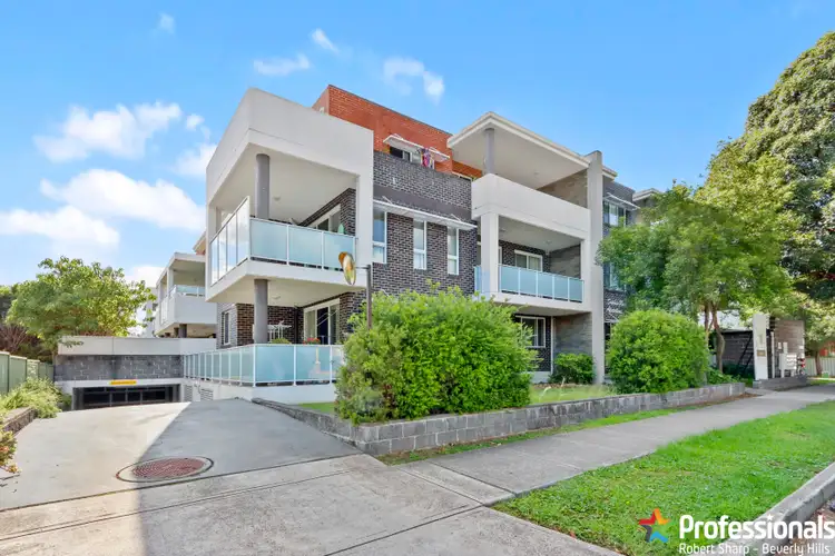 2/10-12 Hampden Street, Beverly Hills NSW 2209