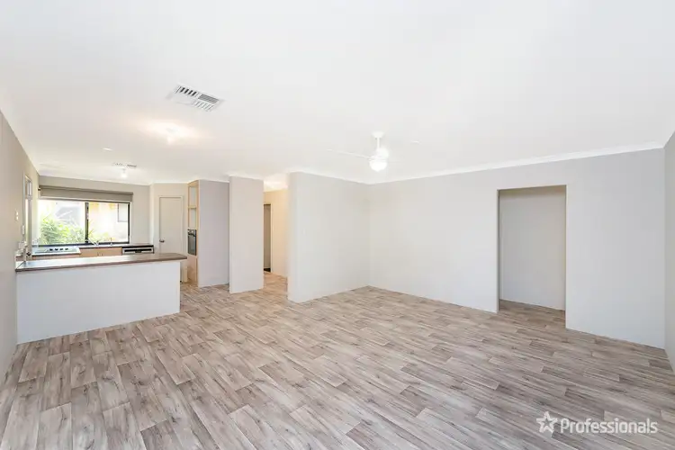 Sixth view of Homely unit listing, 2/9 Kings Place, Waroona WA 6215