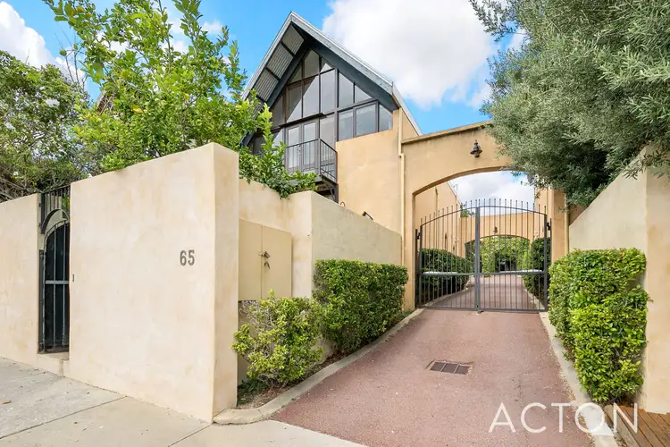 1/65 Quarry Street, Fremantle WA 6160