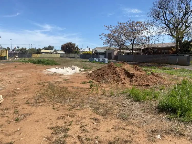 92 Bogan Street, Parkes NSW 2870