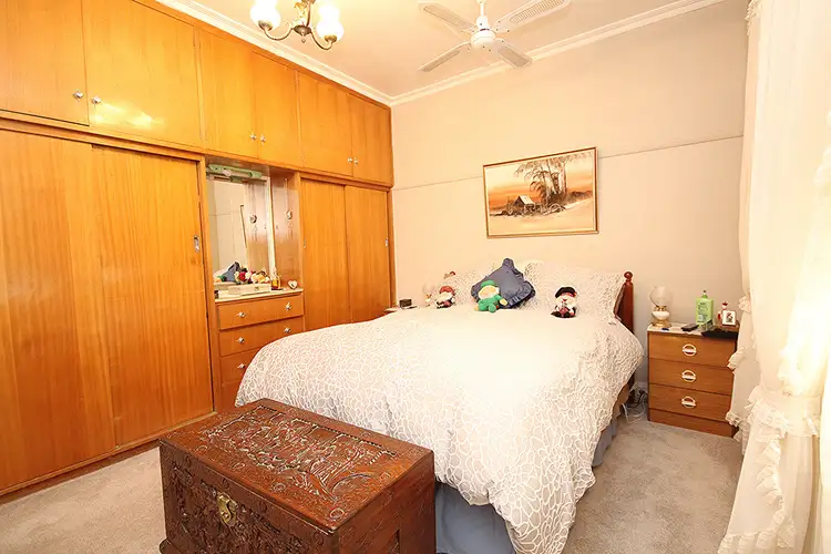 Fifth view of Homely house listing, 7 Johnson Street, Horsham VIC 3400