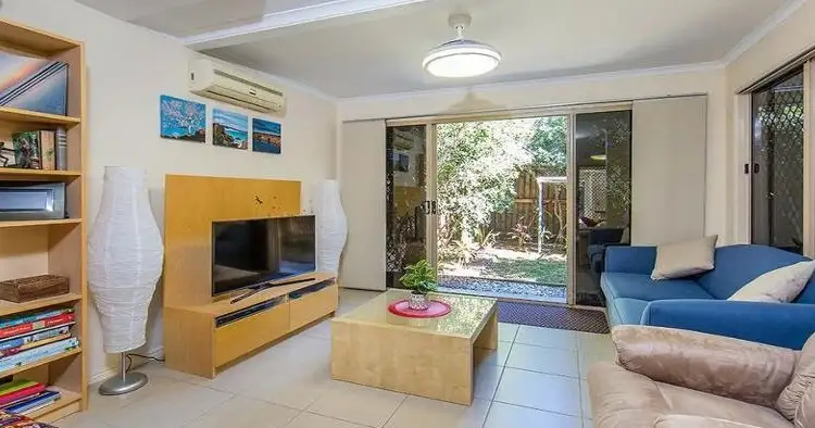 Fourth view of Homely townhouse listing, 2/1 Gerald Avenue, Clontarf QLD 4019
