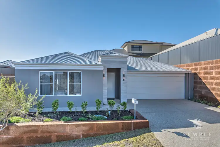 11 Galah Way, Wandi WA 6167