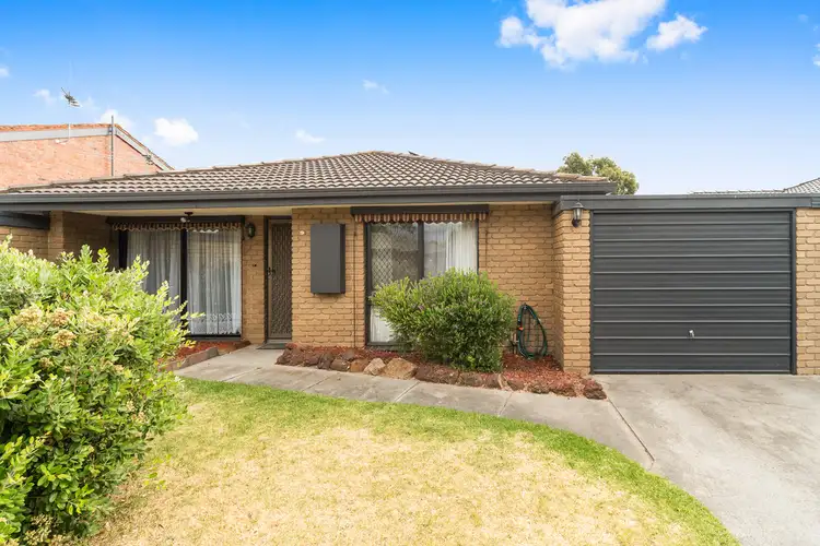 9 Pace Crescent, Chelsea VIC 3196