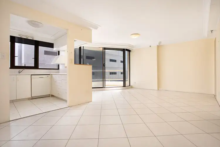 Fourth view of Homely unit listing, 8/35 Broadbeach Boulevard, Broadbeach QLD 4218