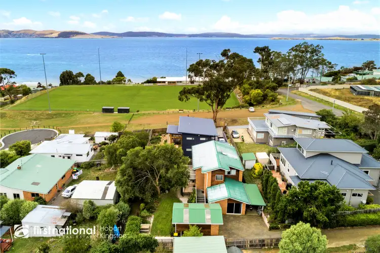 28A Nubeena Crescent, Taroona TAS 7053