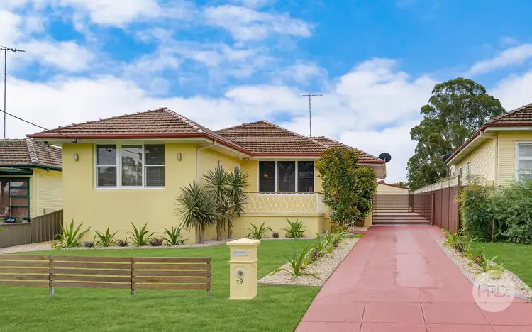 19 Reddan Avenue, Penrith NSW 2750