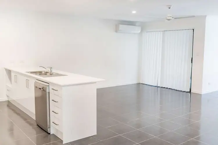 Fifth view of Homely semi-detached listing, 1/11 Caulfield Court, Pimpama QLD 4209