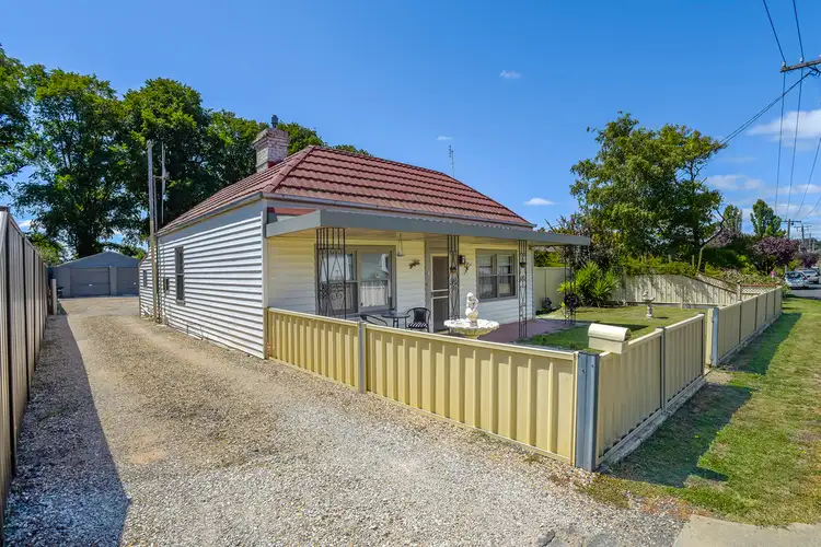 17 Mair Street, Kyneton VIC 3444