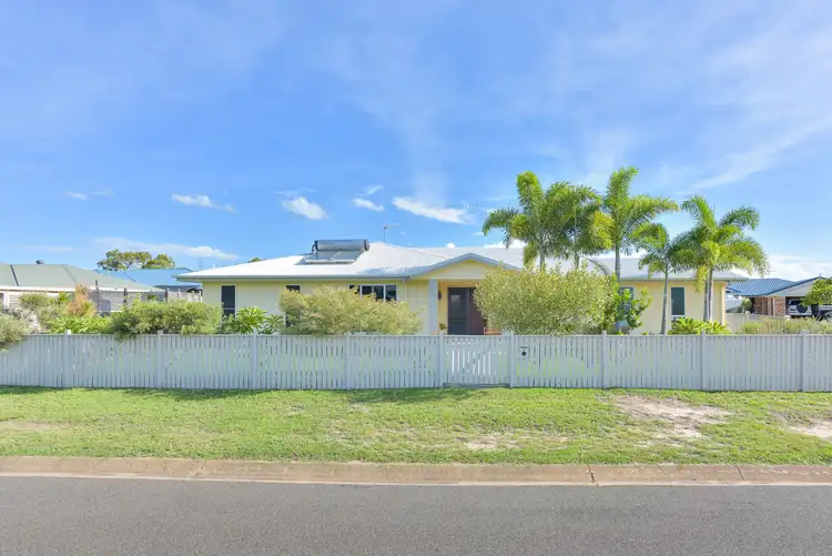 7 Riverside Drive, Tannum Sands QLD 4680