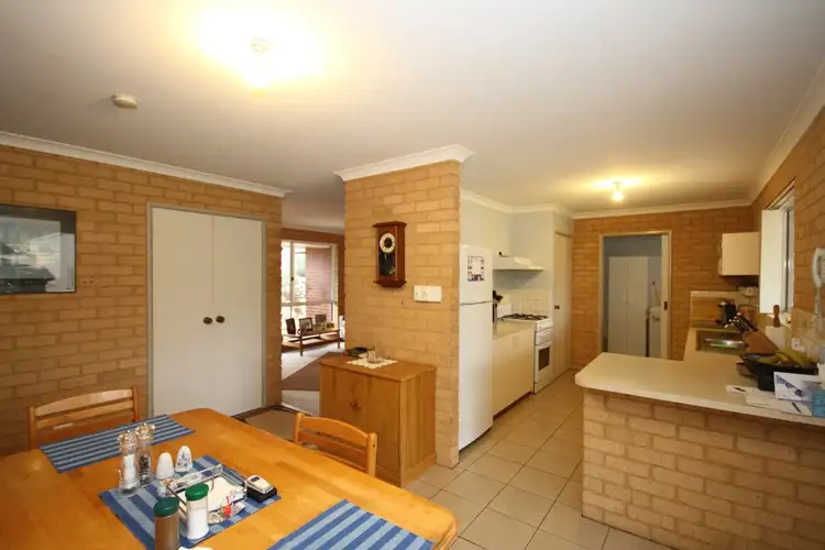 Fifth view of Homely house listing, 4 Cedar Crescent, Strathalbyn WA 6530