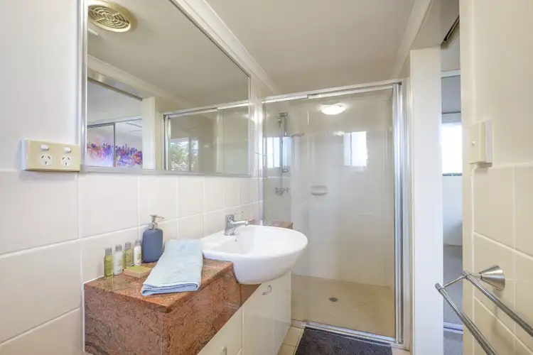 Fourth view of Homely unit listing, 2/15 Eskgrove Street, East Brisbane QLD 4169