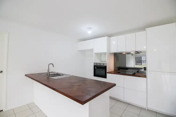 Fifth view of Homely house listing, 5 Figtree Court, Yamanto QLD 4305