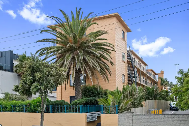 11/11 Marine Parade, St Kilda VIC 3182