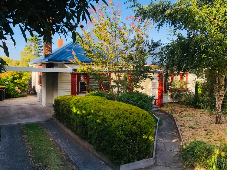 8 Welshpool Rd, Toora VIC 3962