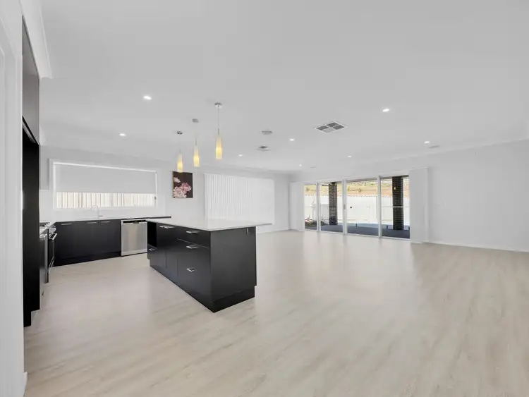 Second view of Homely house listing, 30 Jensen Crescent, Wodonga VIC 3690