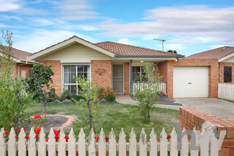 Main view of Homely unit listing, 2/15 Bernard Court, Lara VIC 3212