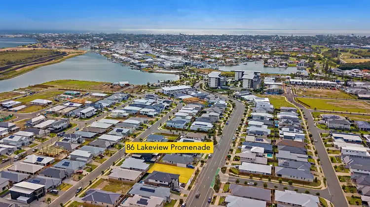 86 Lakeview Promenade, Newport QLD 4020