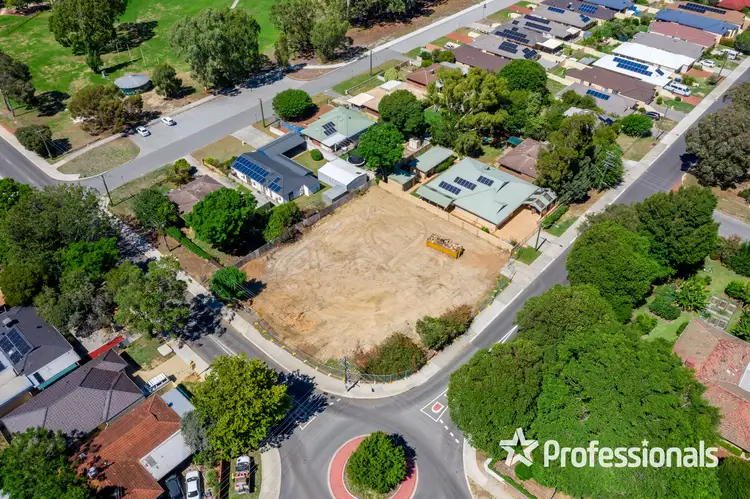 198 Seventh Road, Armadale WA 6112