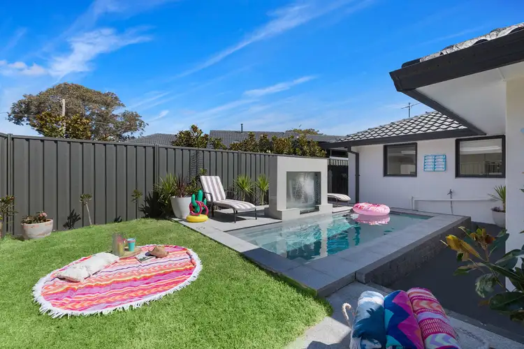 Fifth view of Homely house listing, 4 Torquay Avenue, Seaford VIC 3198