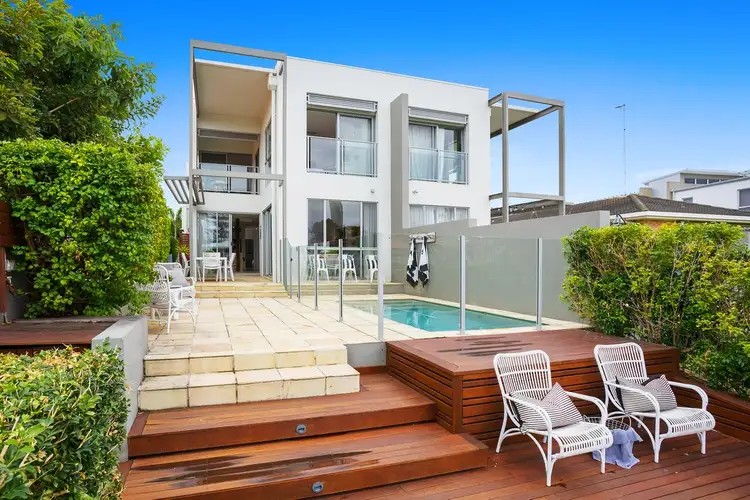 Main view of Homely townhouse listing, 2/15 Inga Avenue, Surfers Paradise QLD 4217