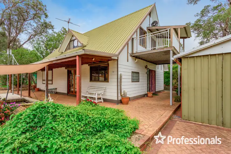 4 Topaz Court, Mount Richon WA 6112