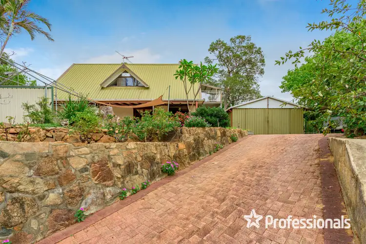 Sixth view of Homely house listing, 4 Topaz Court, Mount Richon WA 6112