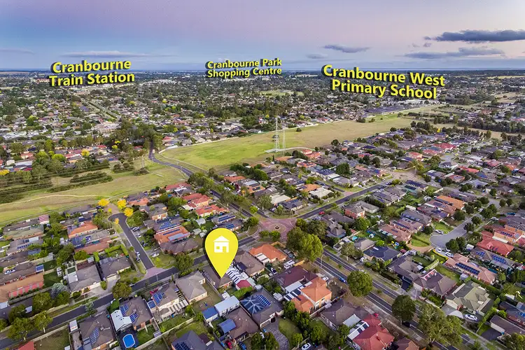 Second view of Homely house listing, 5 Geebung Road, Cranbourne West VIC 3977