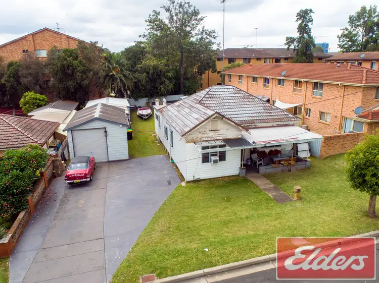 10 Blaxland Avenue, Penrith NSW 2750