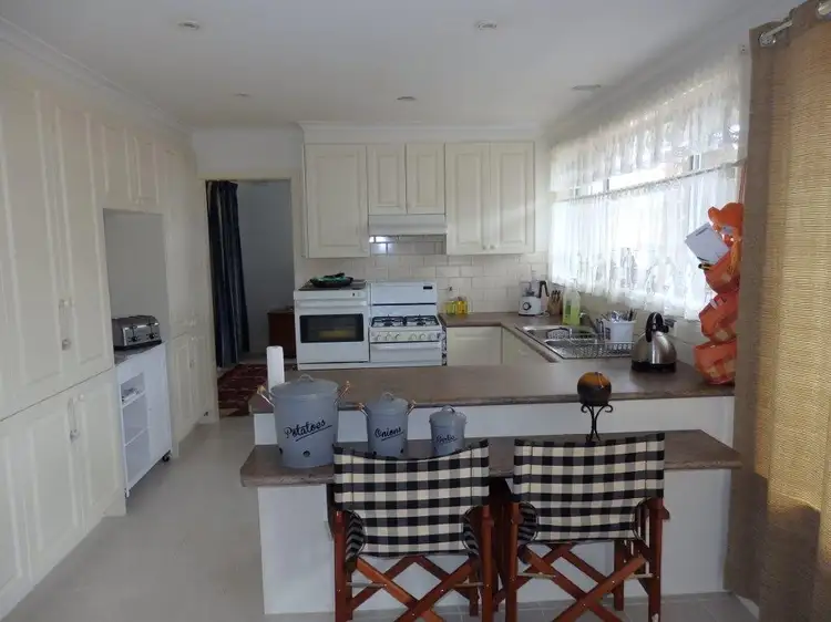 Fifth view of Homely house listing, 109 NETTLE DRIVE, Hallam VIC 3803
