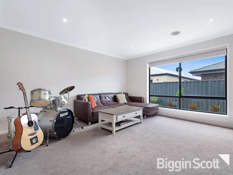 Second view of Homely house listing, 4 Benedetto Crescent, Cranbourne East VIC 3977