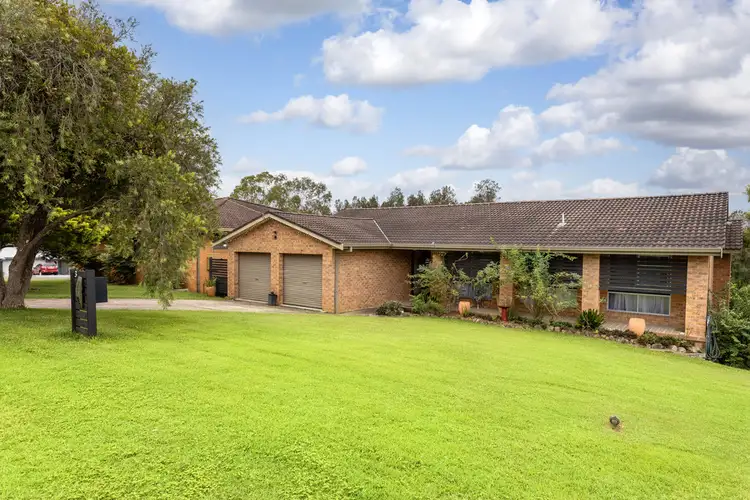 3 Caparra Close, Tinonee NSW 2430