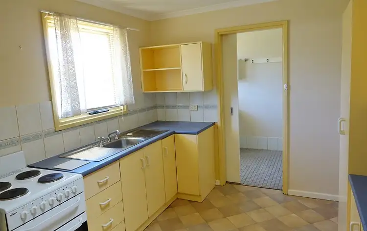 Sixth view of Homely house listing, 18 Bahnisch Avenue, Berri SA 5343