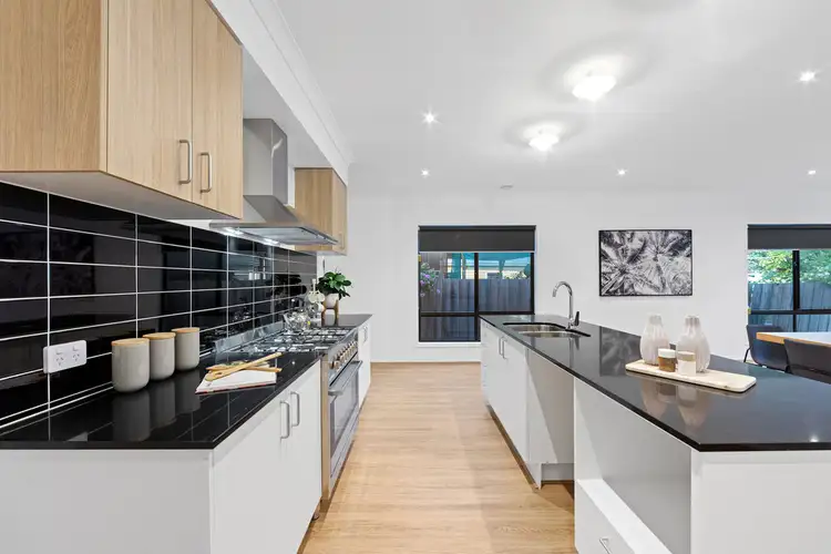 Fourth view of Homely house listing, 10 Manfred Avenue, St Albans VIC 3021