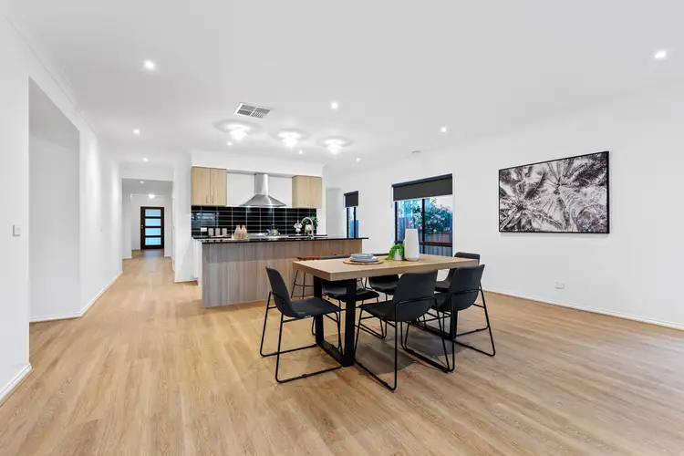 Sixth view of Homely house listing, 10 Manfred Avenue, St Albans VIC 3021