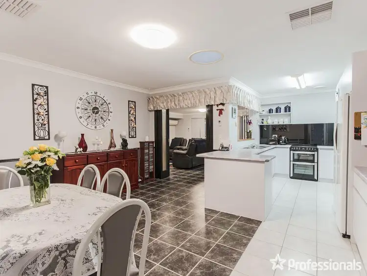 Fourth view of Homely house listing, 2 Solo Court, Cooloongup WA 6168