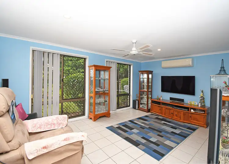 Second view of Homely house listing, 7 VISTA COURT, Pialba QLD 4655
