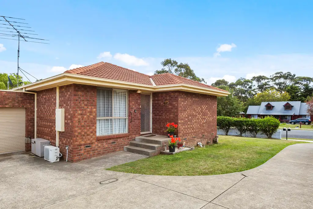 Main view of Homely house listing, 1/1939 Mount Macedon Road, Woodend VIC 3442