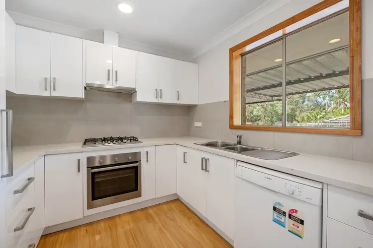 24 Ellesmere Road, Swan View WA 6056