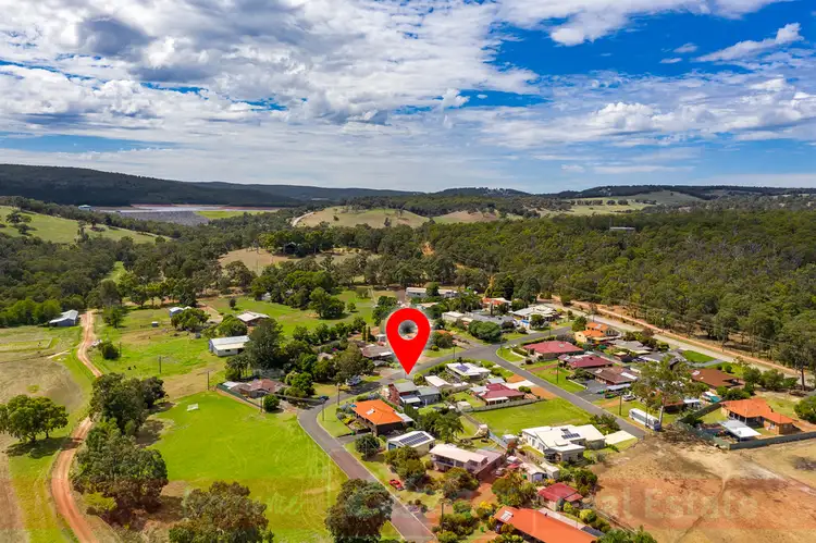 13 Hillside Road, Harvey WA 6220