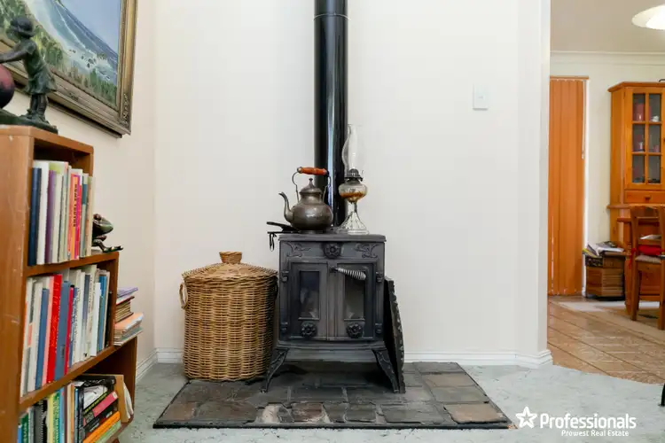 Sixth view of Homely villa listing, 13 Hybanthus Road, Riverton WA 6148