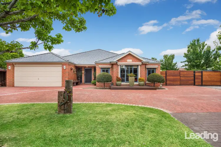 2 Pinot Court, Sunbury VIC 3429
